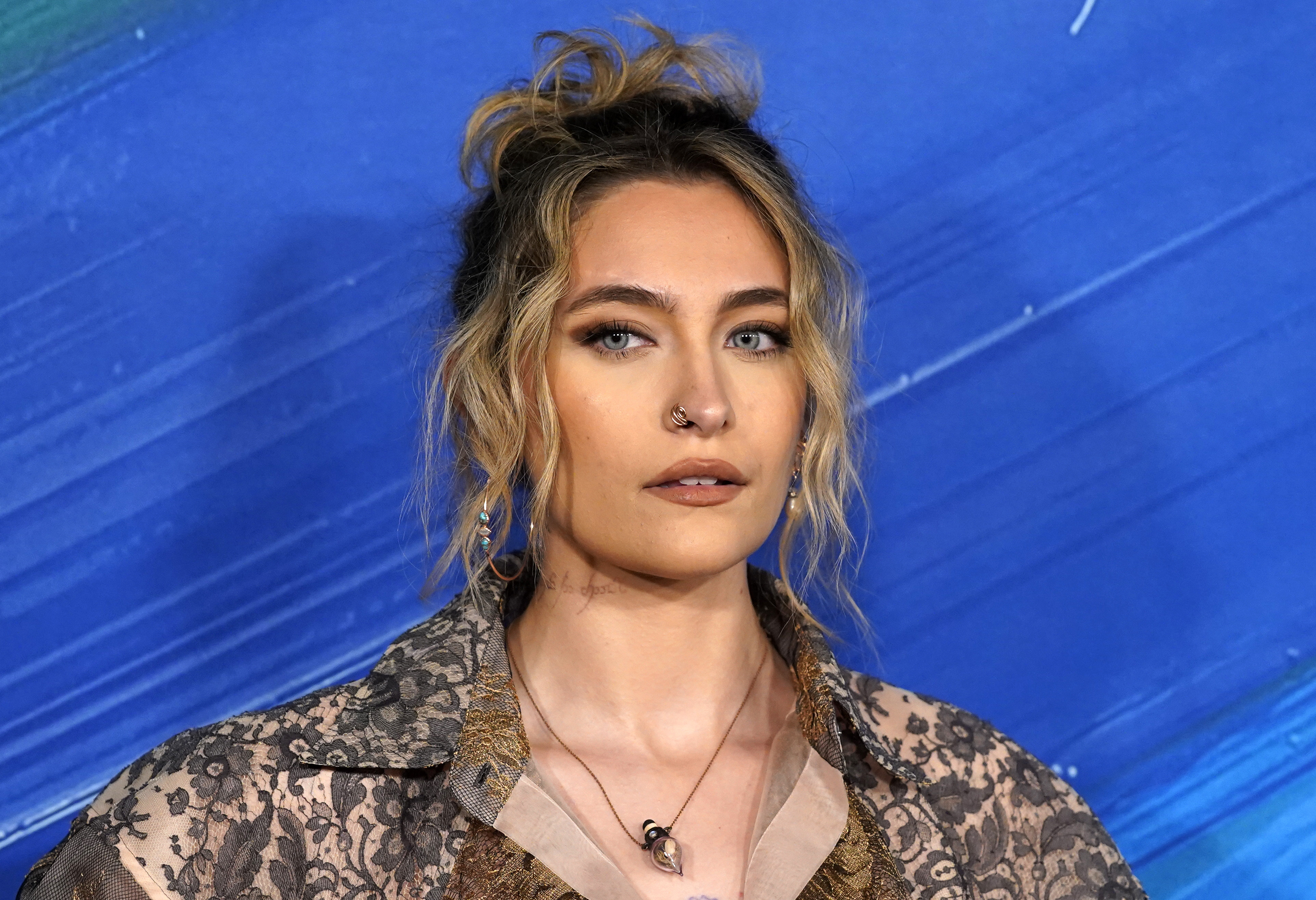 Ione Skye habla sobre su relación con Anthony Kiedis cuando tenía 16 años,  sobre tener que abortar tras quedar embarazada de él y también sobre lidiar  con su adicción constante a la, image size:3838x2624