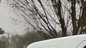 La mujer fue arrestada y acusada de negligencia infantil.