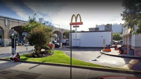 Restaurante McDonald's en NYC.