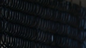 La demanda denuncia discriminación, maltrato, abusos y coacción a algunos migrantes para auto-deportarse a México.