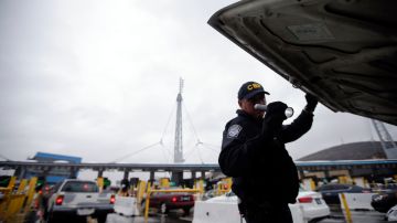 Agentes de la CBP en la frontera - Tijuana, México