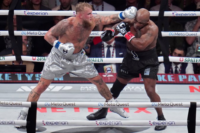 Jake Paul habla sobre nuevos detalles de la pelea ante el Canelo.