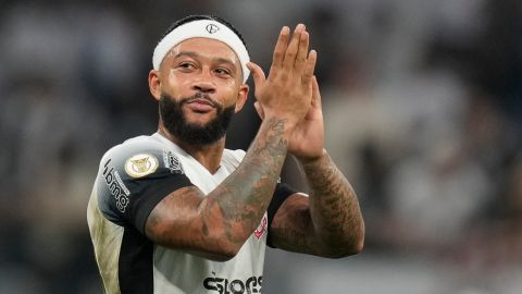 Memphis Depay es jugador del Corinthians de Brasil.