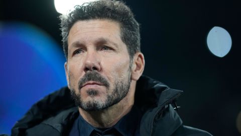 Diego Simeone y el Altético de Madrid enfrentarán al Real Madrid en Champions.