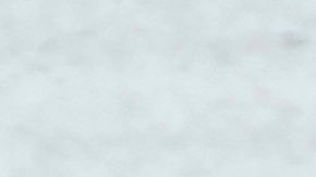 Familiares de las víctimas reunidas cerca del lugar del accidente.