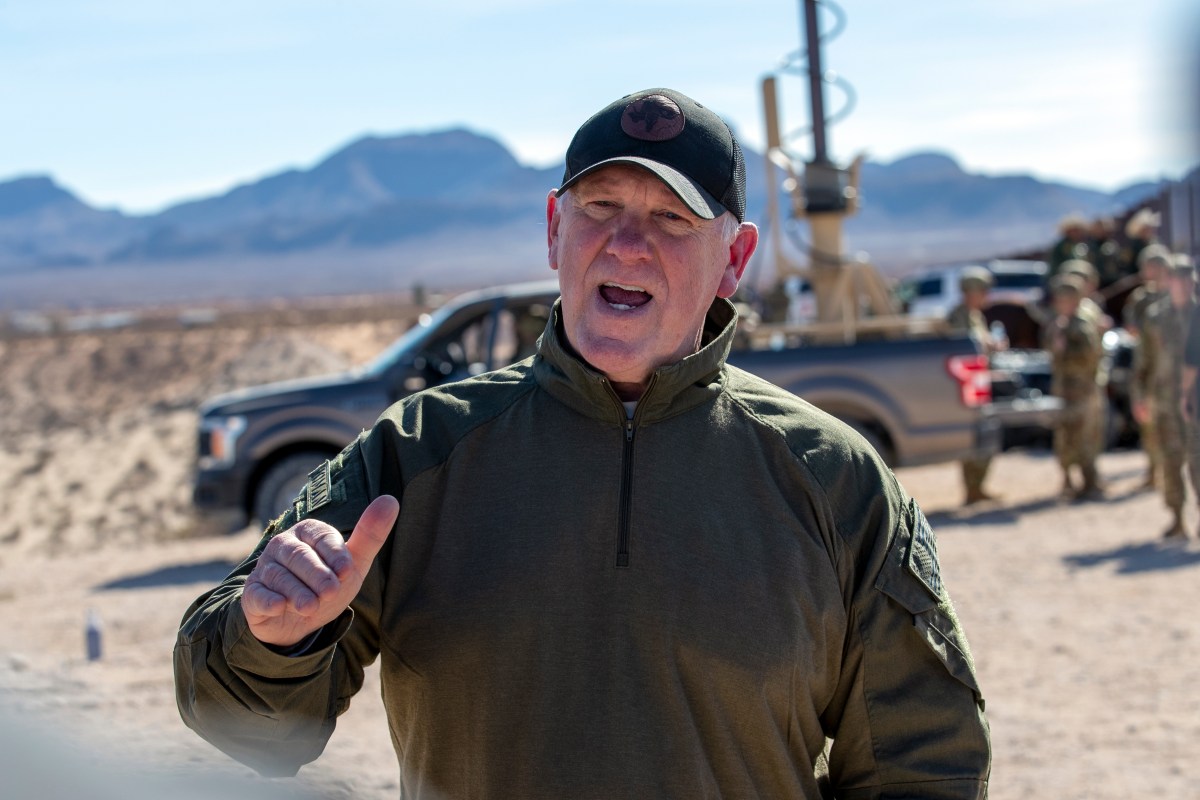 Zar de la frontera de Trump viaja a Nueva York; se reunirá con gobernadora Hochul