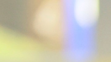 Emmanuel Macron, habla con los asistentes a la Feria Internacional de Agricultura en su día inaugural en París.