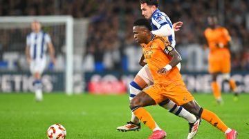 Vinícius Jr. luce el brazalete de capitán durante el encuentro ante Real Sociedad.