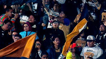 Fans Club América y Pumas de la UNAM.