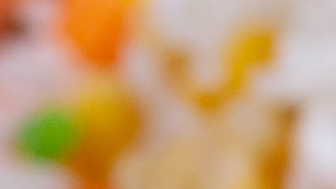 Congelar el arroz es una buena opción, no solo para reducir el riesgo de las bacterias, sino para transformar el almidón en resistente.