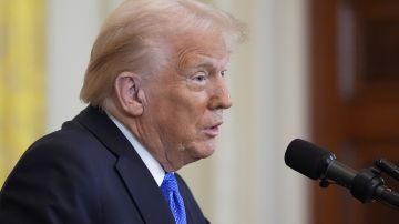 Trump modificó denuncia contra CBS: ahora le exige hasta 20,000 dólares