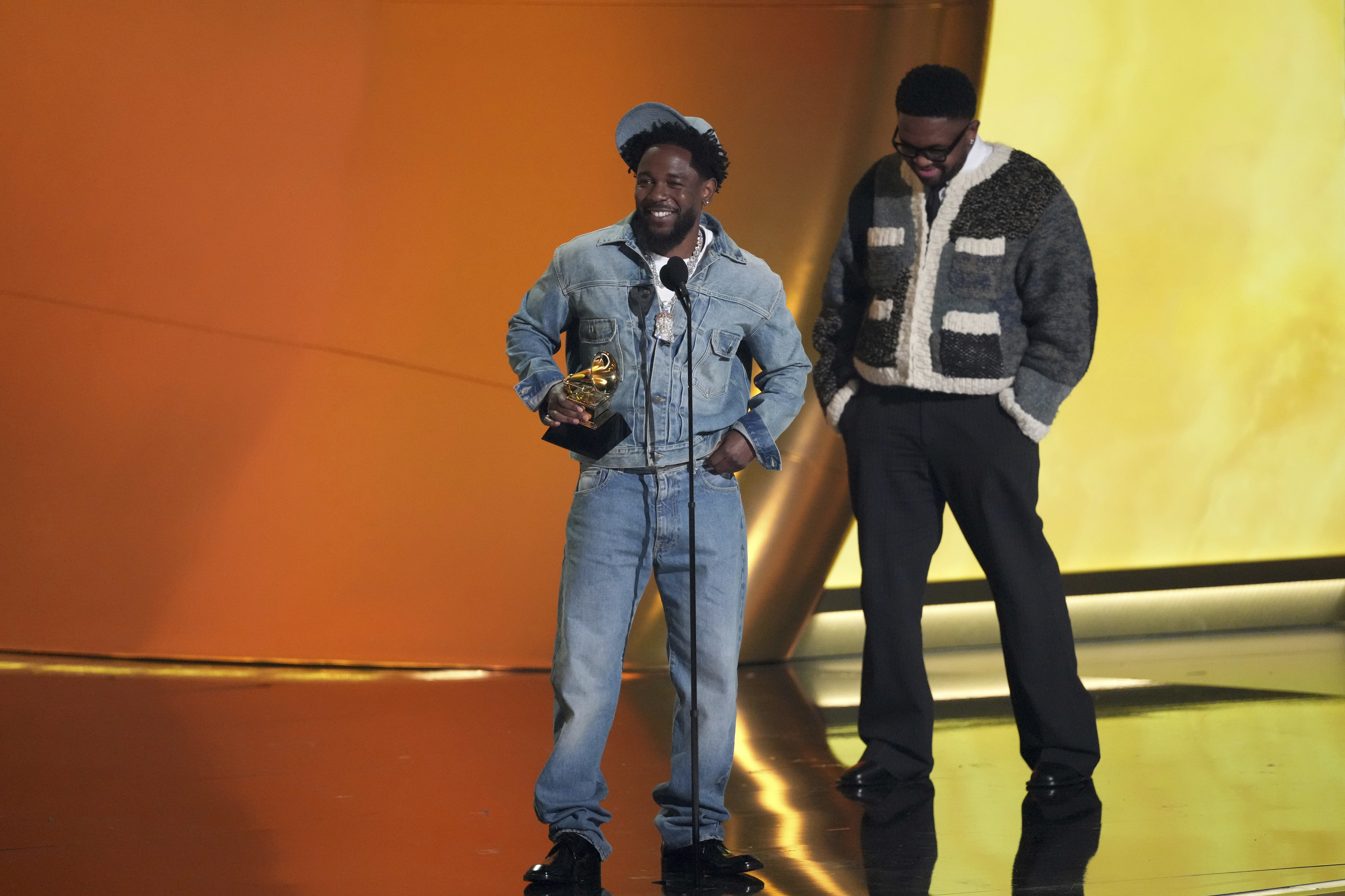 Kendrick Lamar triunfó en los Grammy 2025.