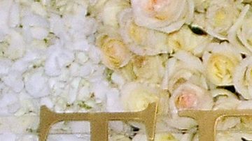 Michelle Salas comenzó a recibir los muebles en su nuevo hogar.