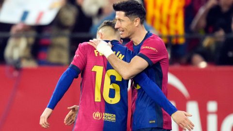 Barcelona viene de vencer 1-0 al Rayo Vallecano, con un gol de penal anotado por Robert Lewandowski.