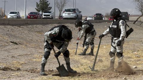 Guardia Nacional de México excava en la frontera con EEUU en busca de túneles clandestinos