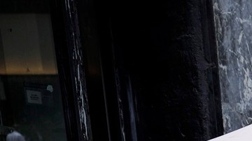 Hablan migrantes refugiadas en el hotel Roosevelt en Manhattan: "¿Dónde vamos a dormir?"