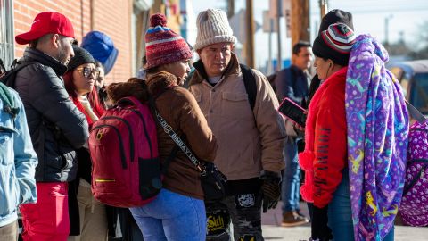 Los 9 estados republicanos que avanzan con feroces medidas contra inmigrantes