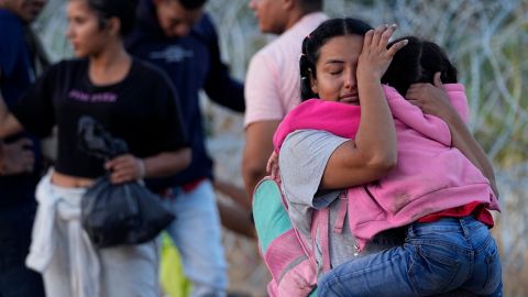 Guía clave para padres migrantes: cómo proteger a tus hijos si ICE toca tu puerta