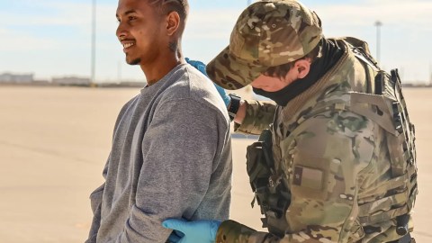 Estos son los nombres de 53 venezolanos enviados a Guantánamo: revelan la lista
