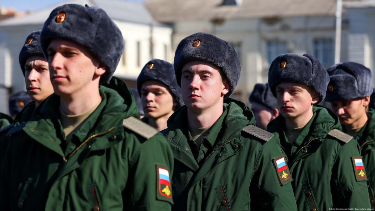 Rusia lanza campaña para reclutar 160,000 soldados