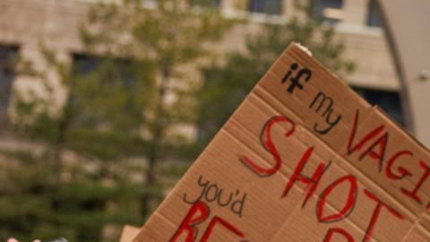 "Woke" se usa para designar la "sensibilidad hacia las injusticias".