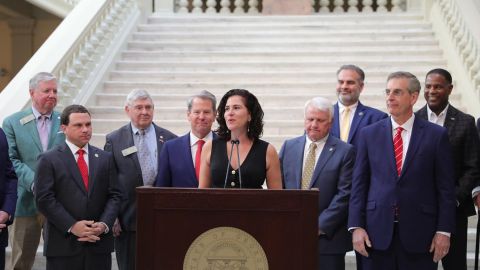 La puertorriqueña Bárbara Rivera Holmes, comisionada del Departamento de Trabajo de Georgia