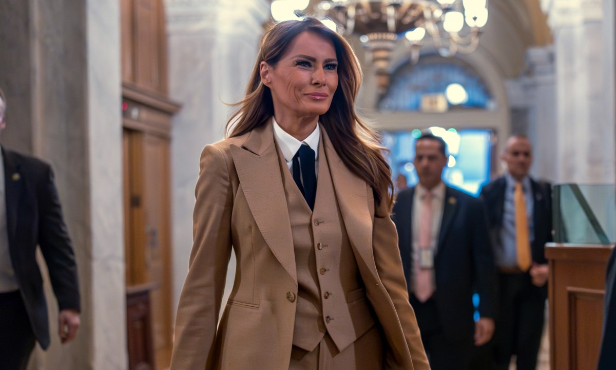 Melania Trump se suma al apoyo a la ley que busca regular la pornografía generada por inteligencia artificial