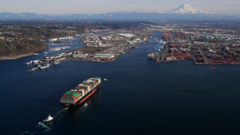 Barco de carga en Tacoma Washington