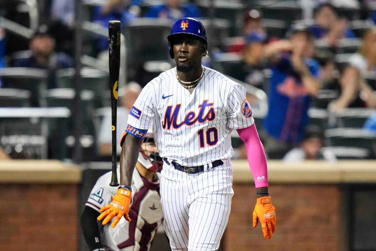 Dominicano Ronny Mauricio no vera acción con Mets hasta comienzo de campaña
