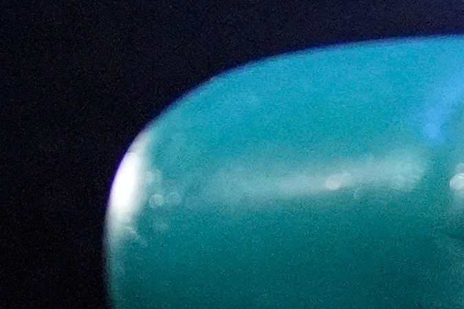 Canelo Álvarez celebra tras derrotar a Jaime Munguía.