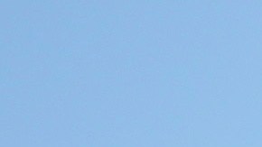 Tesla abrió en Shanghái su primera 'gigafactoría' fuera de EE.UU., planta de la que sale en torno a la mitad de los vehículos que vende al ámbito mundial.