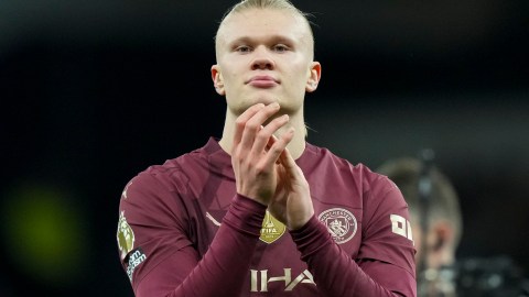 Erling Haaland durante un encuentro del Manchester City por la Premier League.