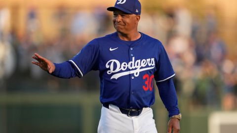 Dave Roberts dirigirá su décima temporada con los Dodgers.