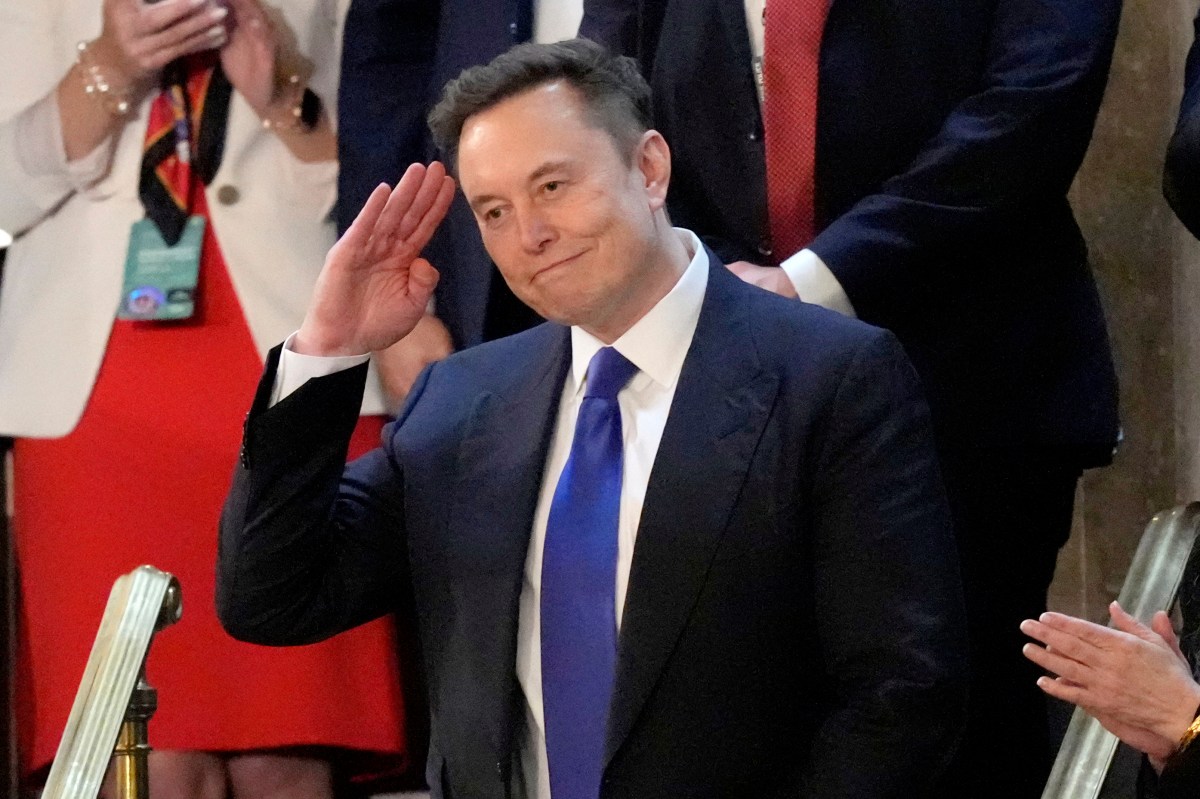 Trump dice que trabajo de Musk en DOGE ayudará a combatir la inflación