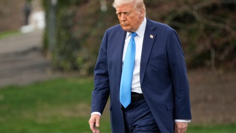 Trump dijo que estaba apuntando a Jenner & Block y WilmerHale debido a su desempeño en causas políticas con las que no está de acuerdo y por sus relaciones con las averiguaciones de Mueller.