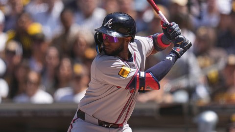 Jurickson Profar durante el Opening Day 2025 con Atlanta Braves.