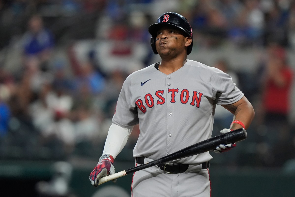 Dominicano Rafael Devers implanta récord negativo con 15 ponches los primeros cinco juegos