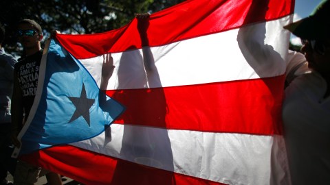Protesta pro independencia en Puerto Rico y a favor de Oscar López