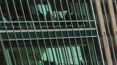 La celebración de San Patricio en Chicago inicia con teñir el río de verde.