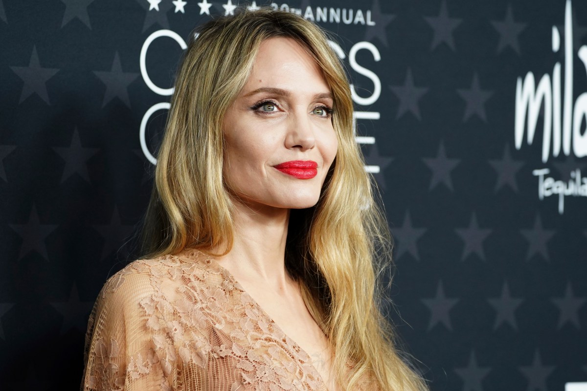 Angelina Jolie habla sobre la residencia de su hijo en Nueva York