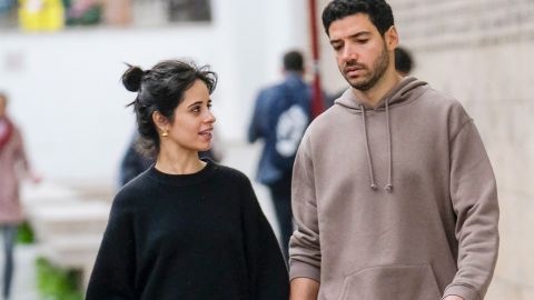 Camila Cabello y Henry Junior Chalhoub confirmaron su relación a inicios de este año.