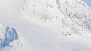 Pilotos voluntarios se unieron a la Guardia Nacional de Alaska para buscar a los sobrevivientes.