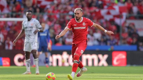 Héctor Herrera habla sobre su divorcio y quita responsabilidad a su antigua pareja.