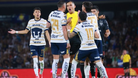 Comisión de Arbitraje investigará todo lo vivido en el juego de Pumas vs Rayados.