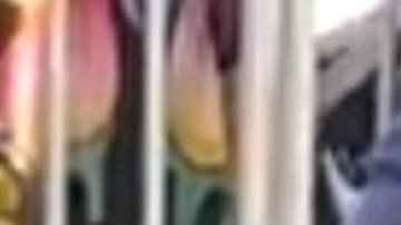 Lupillo Rivera llora por la salida de Erubey de Anda. Foto: Lupillo Mezcalent. Foto: Erubey de Anda. Cortesía Telemundo.