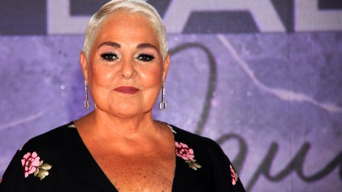 Lupita D'Alessio vive en un edificio frente al mar en Cancún.