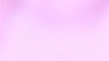 María, hija de Mariana Levy y Ariel López Padilla, no quiere la vida pública de su familia.