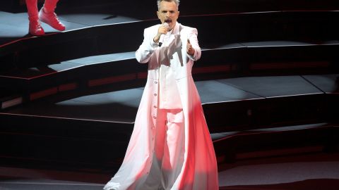 Miguel Bosé se presentó en Ciudad de México.