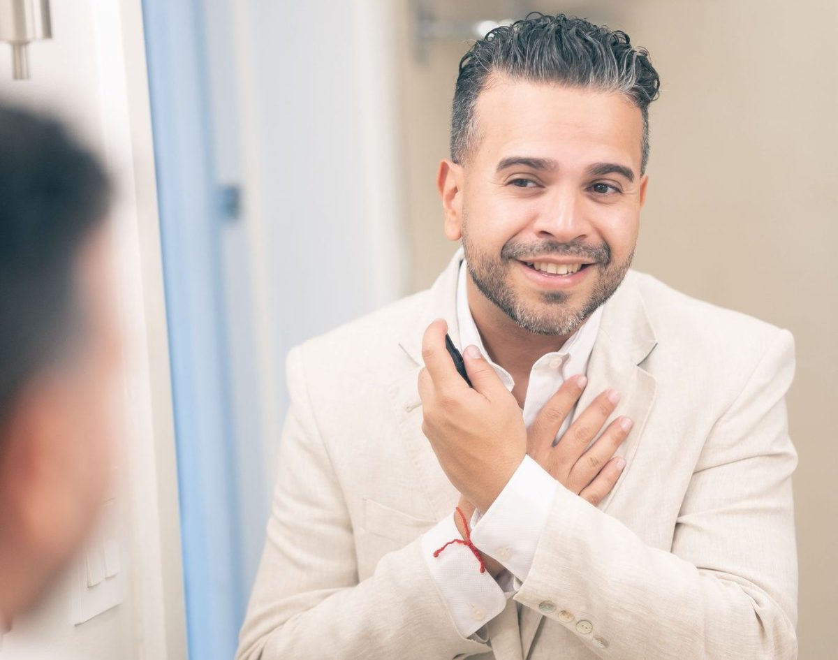 Gerardo Rivas muestra lo que es cantar salsa en vivo