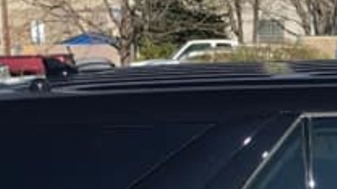 La policía de Provo llegó al hospital en donde estaba la niña con Servicios Infantiles.